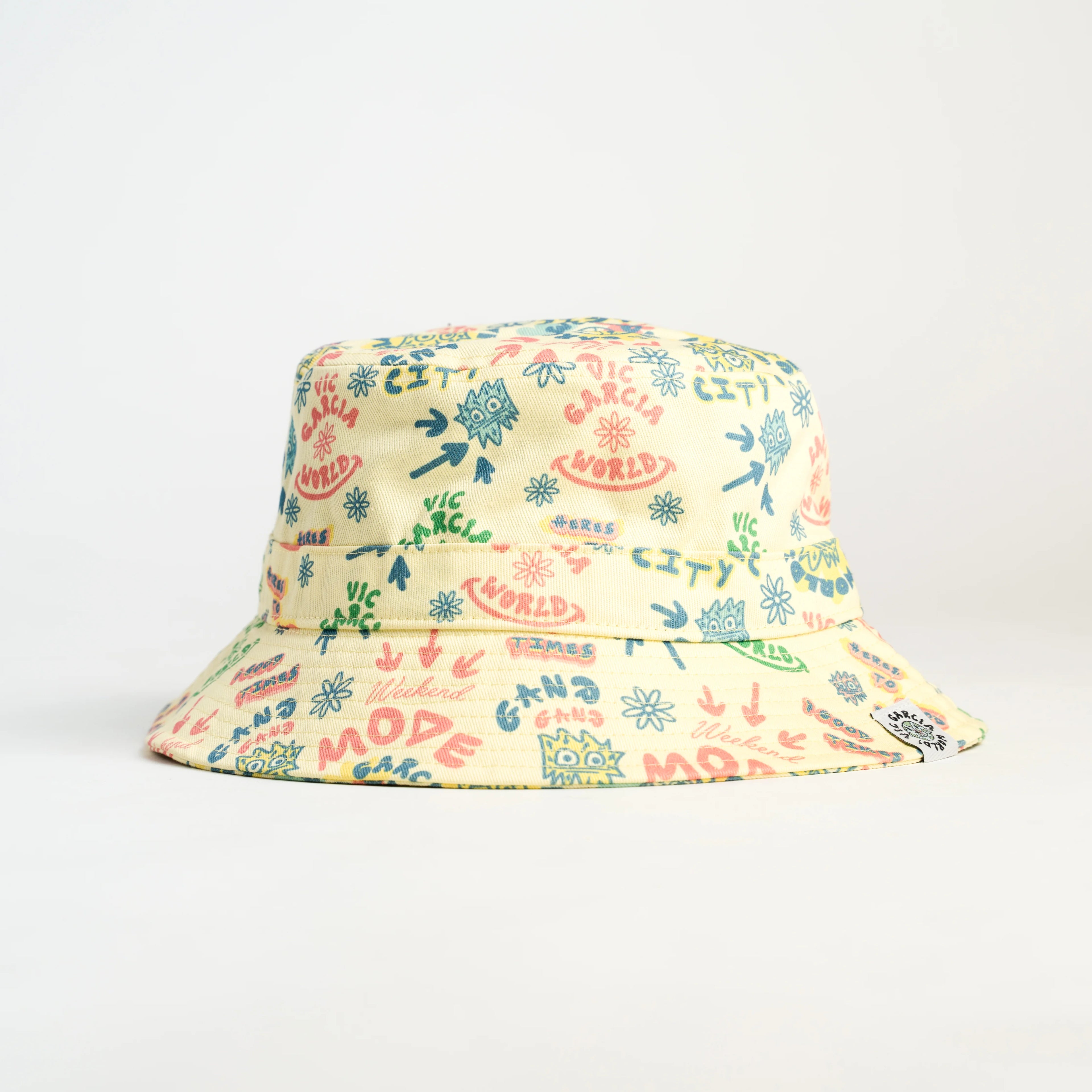 VIC GARCIA Wknd Mode Bucket Hat