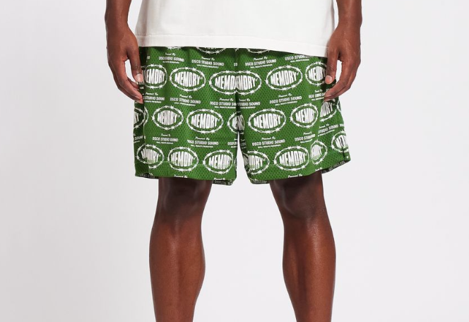 MEMORY LANE BARBWIRE PRINT MESH SHORTS