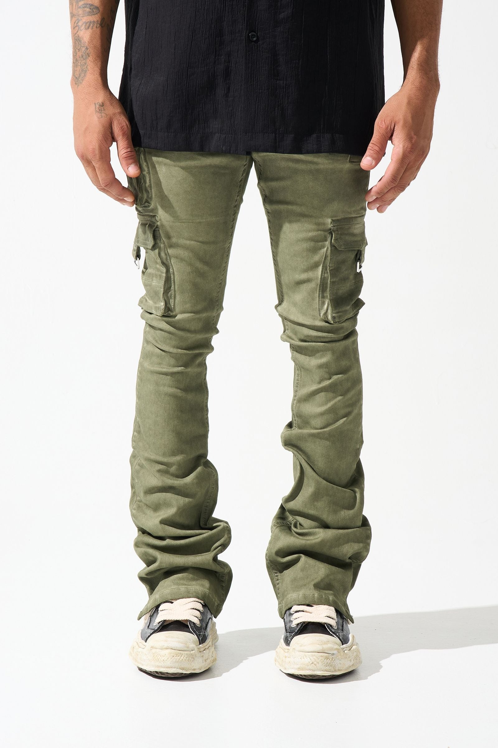 SERENEDE OIL CARGO STACKED JEANS